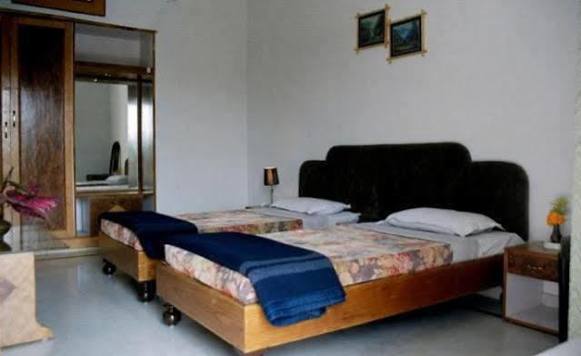 Hotel Surya Khajurāho Zewnętrze zdjęcie